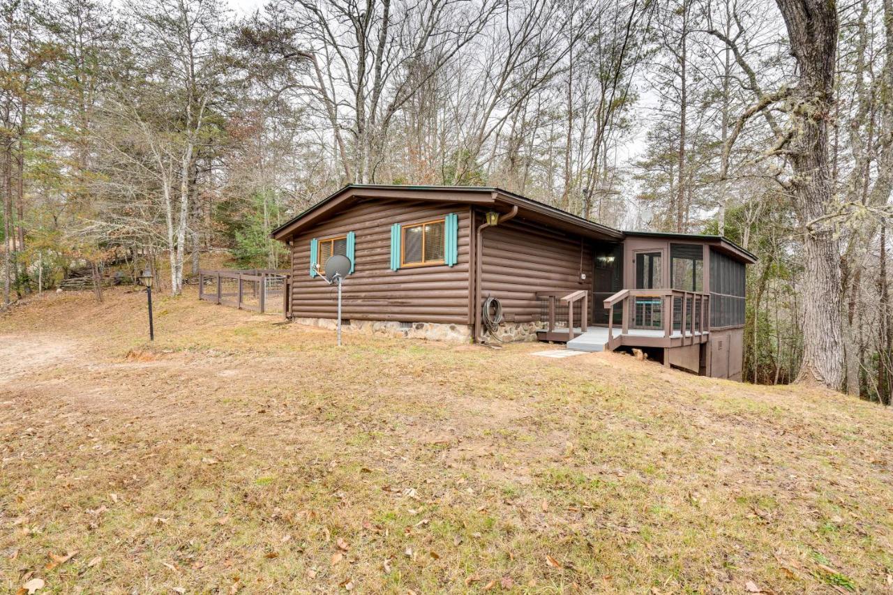 Peaceful Warne Cabin Fenced Yard And Screened Porch Brasstown Exteriér fotografie
